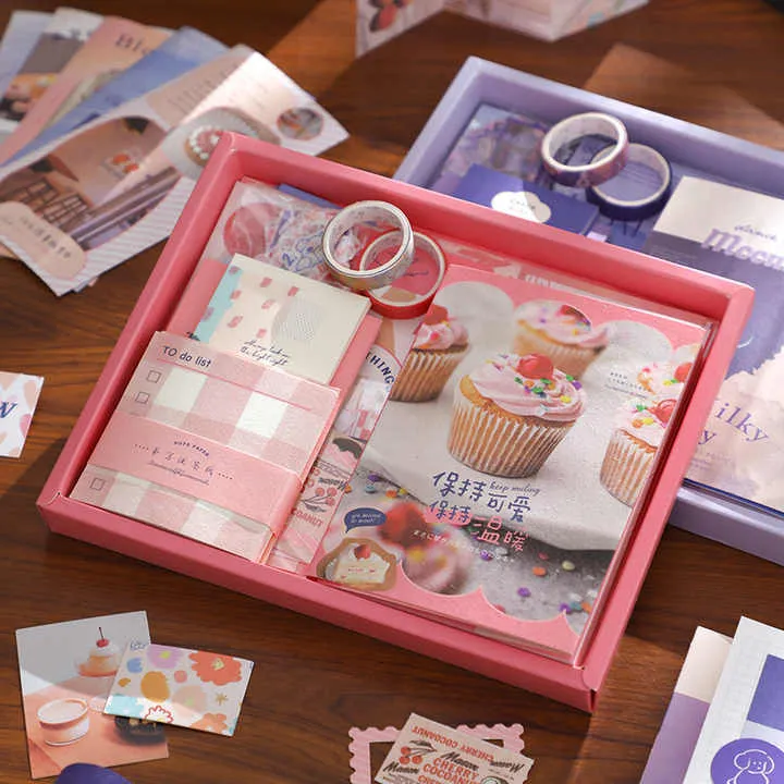 مجموعة أدوات مكتبية للأطفال للاستخدام المدرسي أو المكتبي Children's stationery set for school or office use