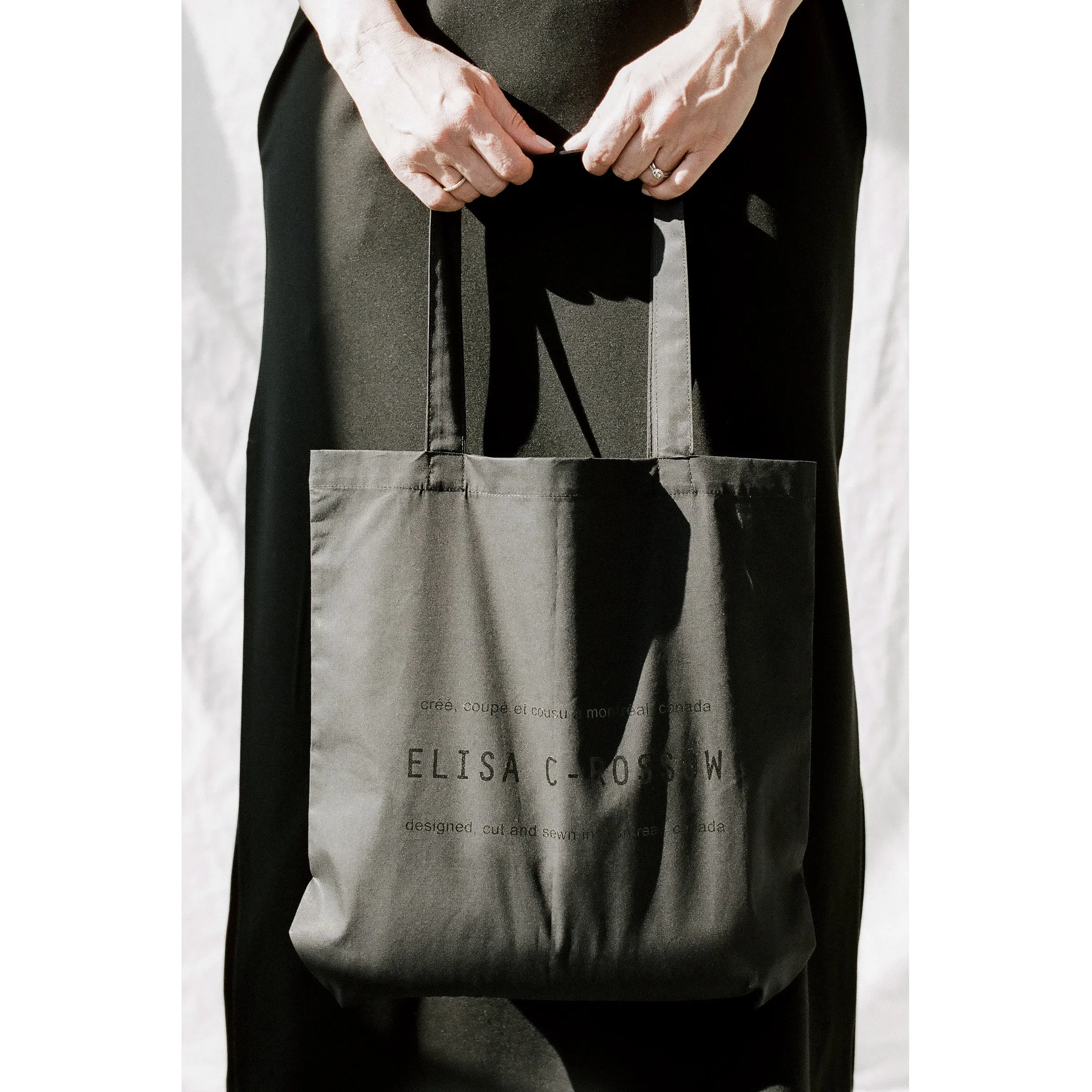 LESS IS MORE - TOTE 