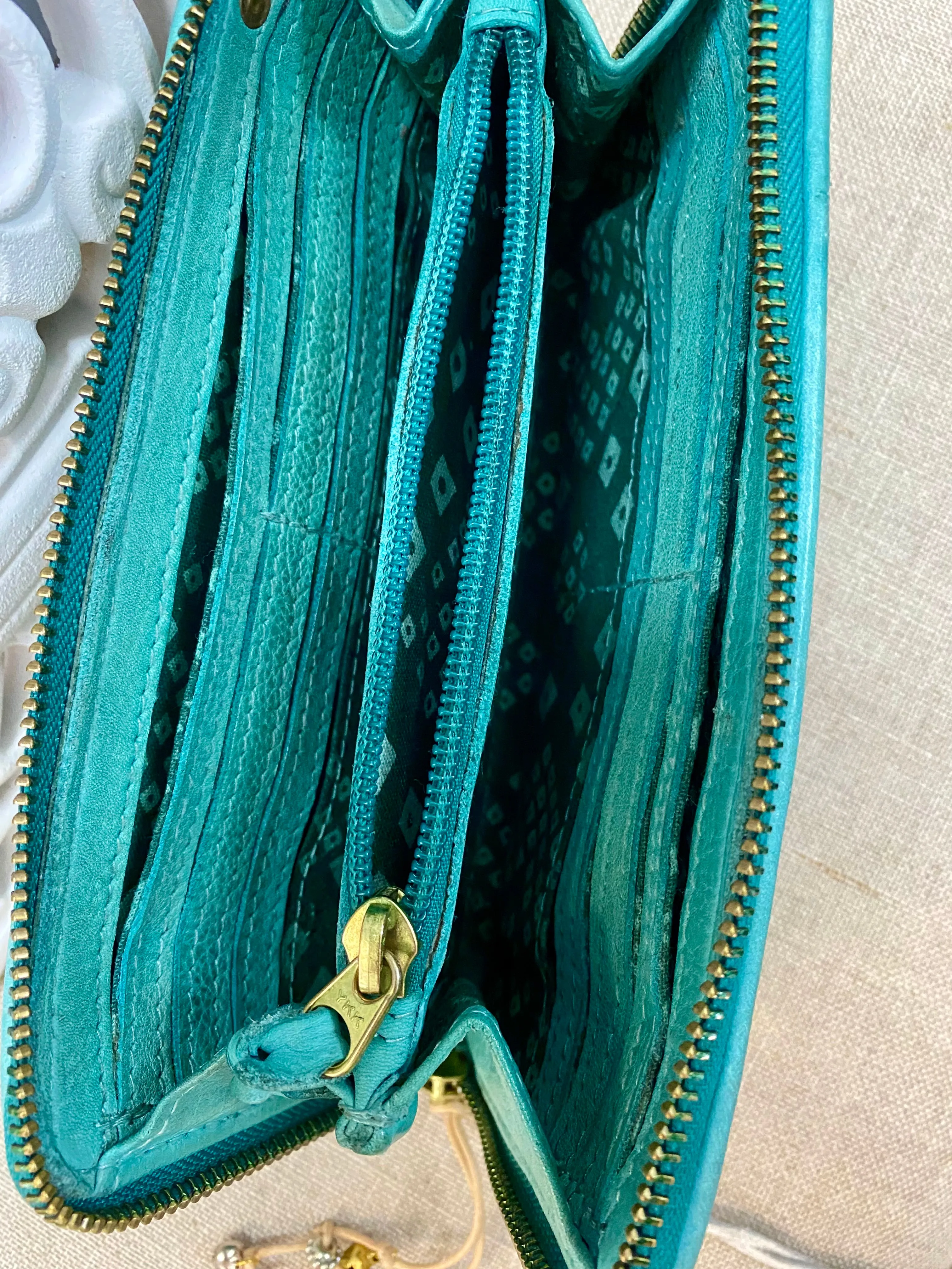 Wallis Zip Round Wallet - Teal